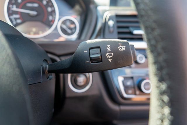 Used 2016 BMW 428i xDrive Convertible image 31