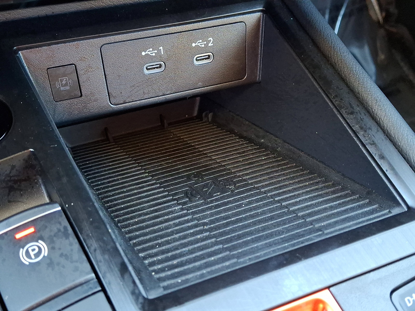 Certified 2025 Nissan Kicks SR image 25