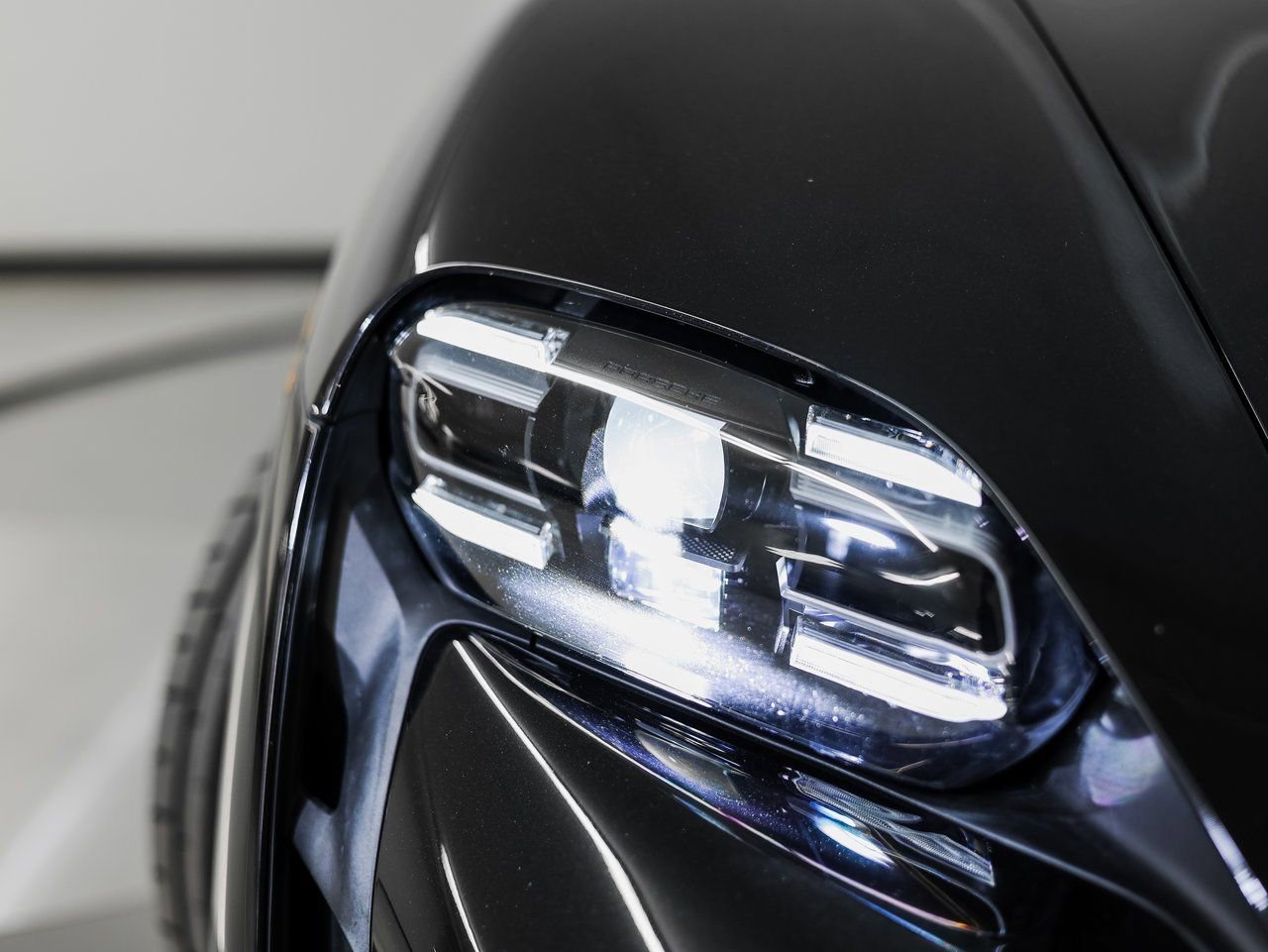 Certified 2024 Porsche Taycan image 12