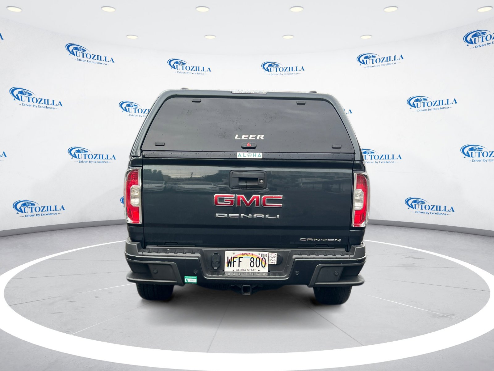 Used 2021 GMC Canyon Denali image 4