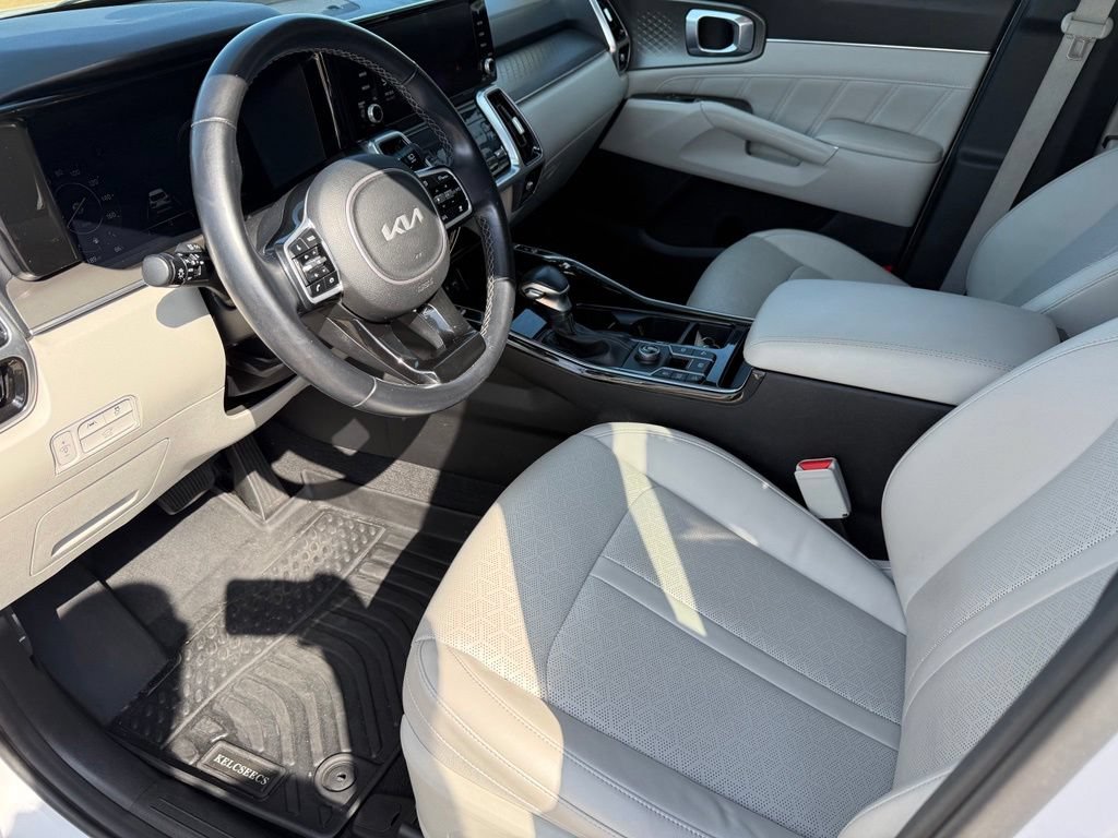 Used 2023 Kia Sorento SX FWD image 10