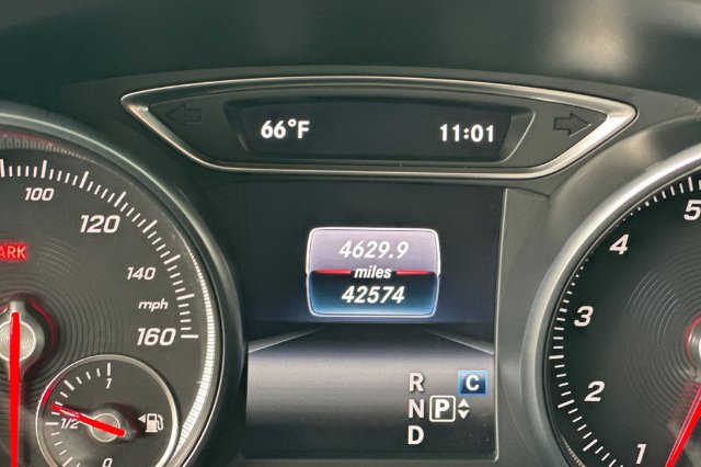 Used 2017 Mercedes-Benz CLA 250 4MATIC image 31