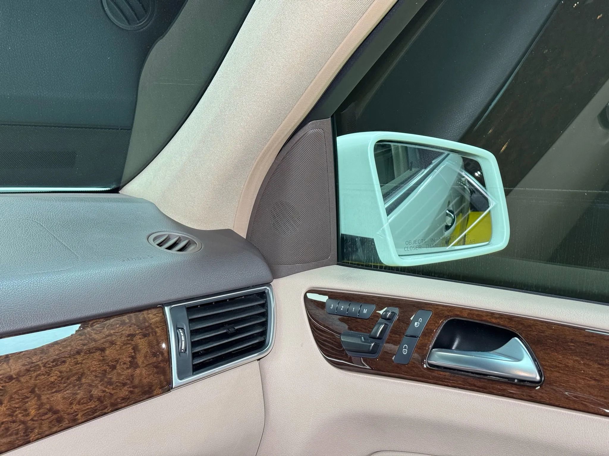 Used 2012 Mercedes-Benz ML 350 BlueTEC 4MATIC image 31