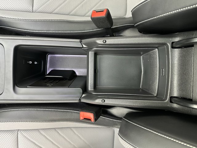 Certified 2026 Volkswagen Tiguan SE R-Line AWD/4WD image 20