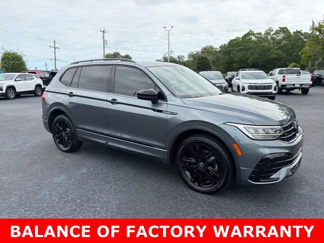 Used 2022 Volkswagen Tiguan SE R-Line FWD image 1