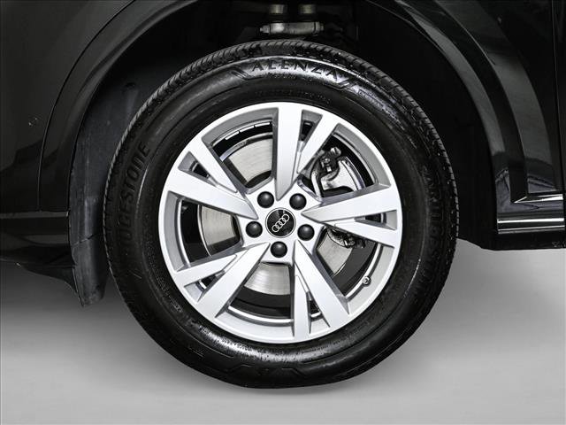 Certified 2025 Audi Q5 Premium w/ Convenience Package AWD/4WD image 24