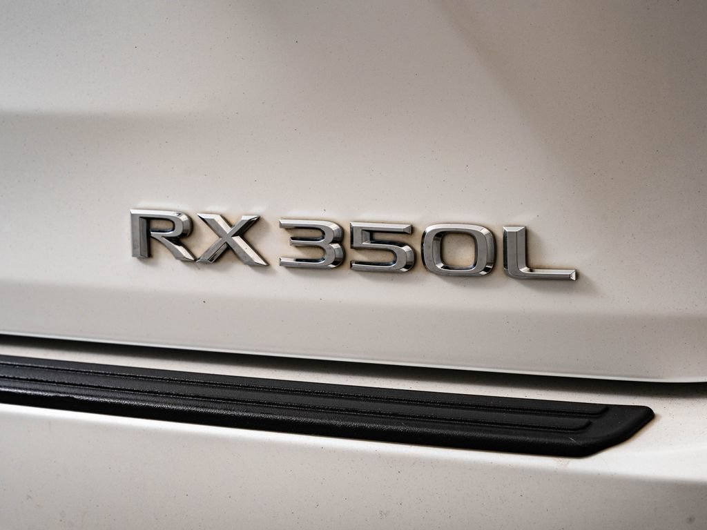 Used 2022 Lexus RX 350L Premium w/ Premium Package AWD/4WD image 17