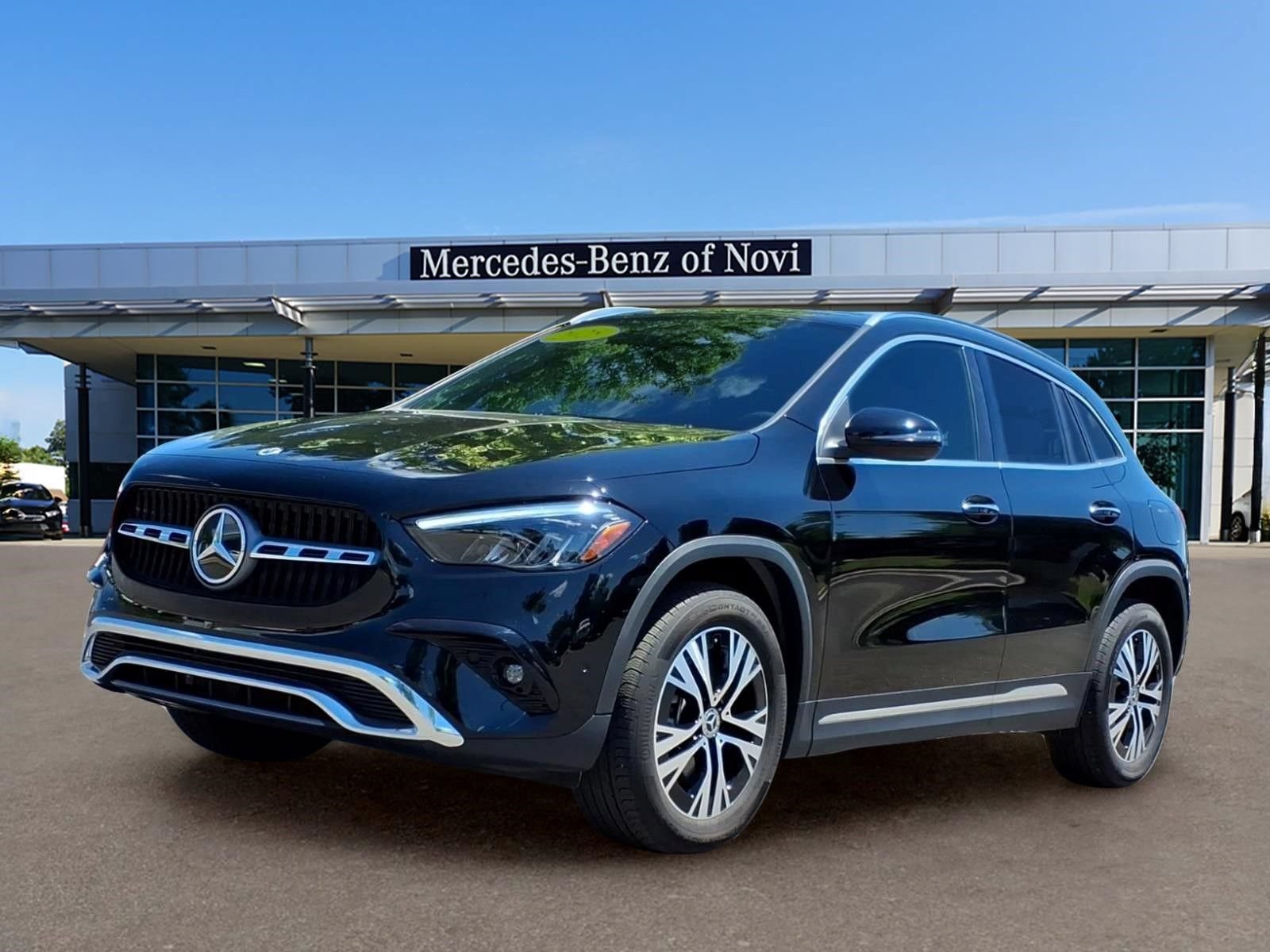 Certified 2025 Mercedes-Benz GLA 250 4MATIC image 1