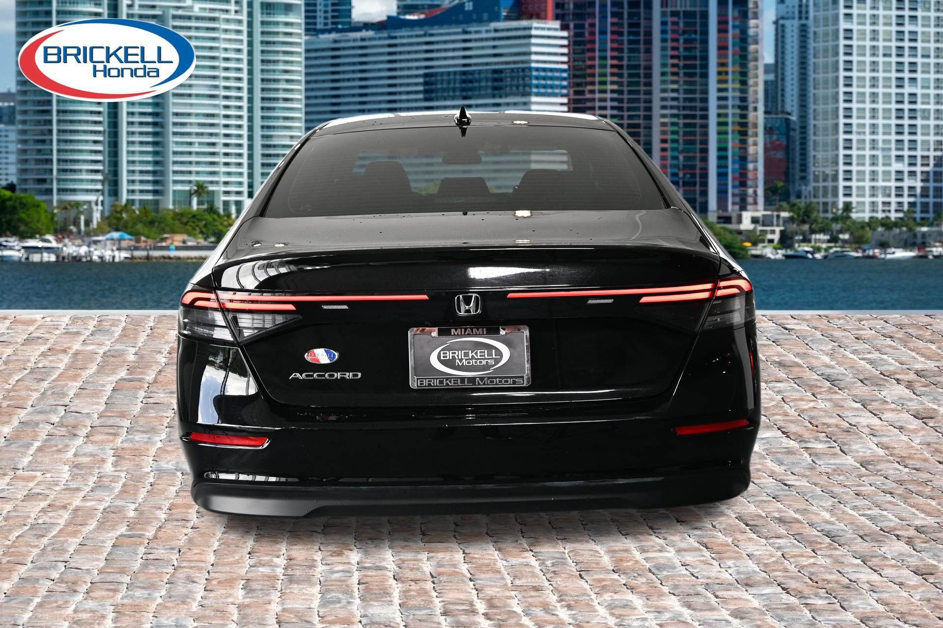 Certified 2025 Honda Accord SE image 3