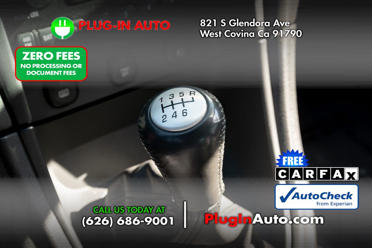 Used 2004 Ford Mustang Cobra RWD image 23