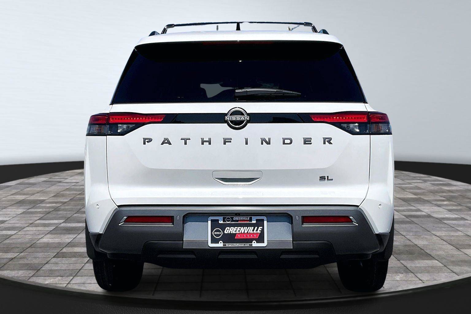 New 2026 Nissan Pathfinder SL FWD image 4
