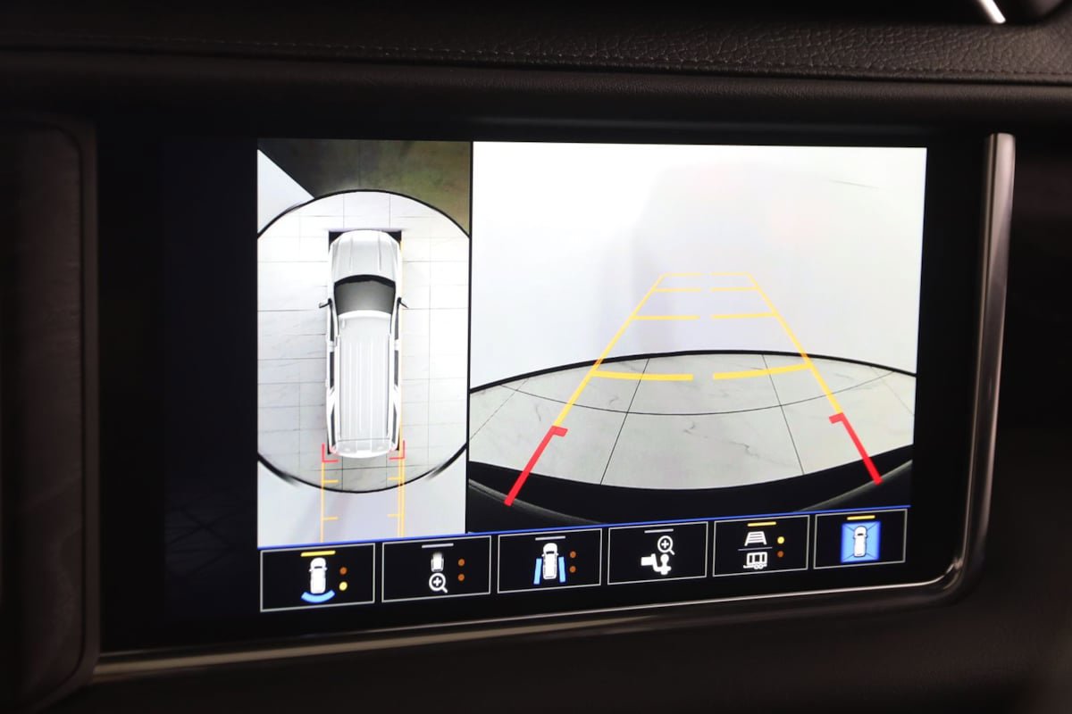 Used 2022 GMC Yukon Denali image 10