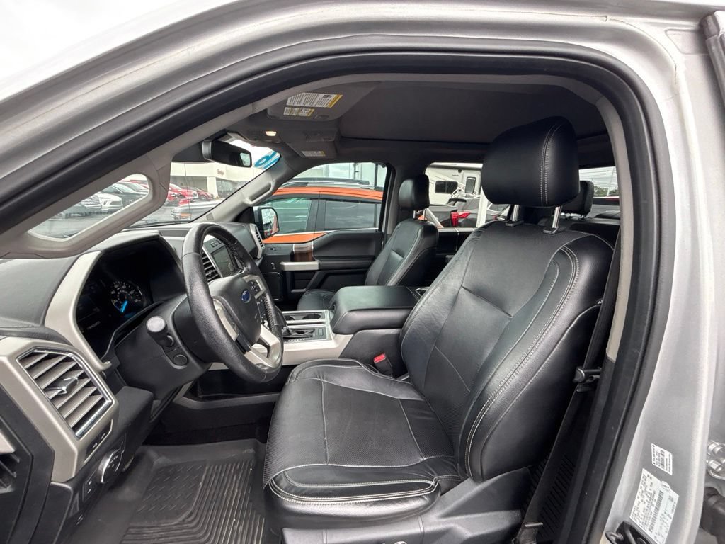 Used 2016 Ford F150 Lariat w/ Equipment Group 502A Luxury AWD/4WD image 30