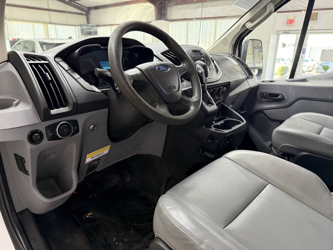 Used 2016 Ford Transit 250 130 Low Roof RWD image 16