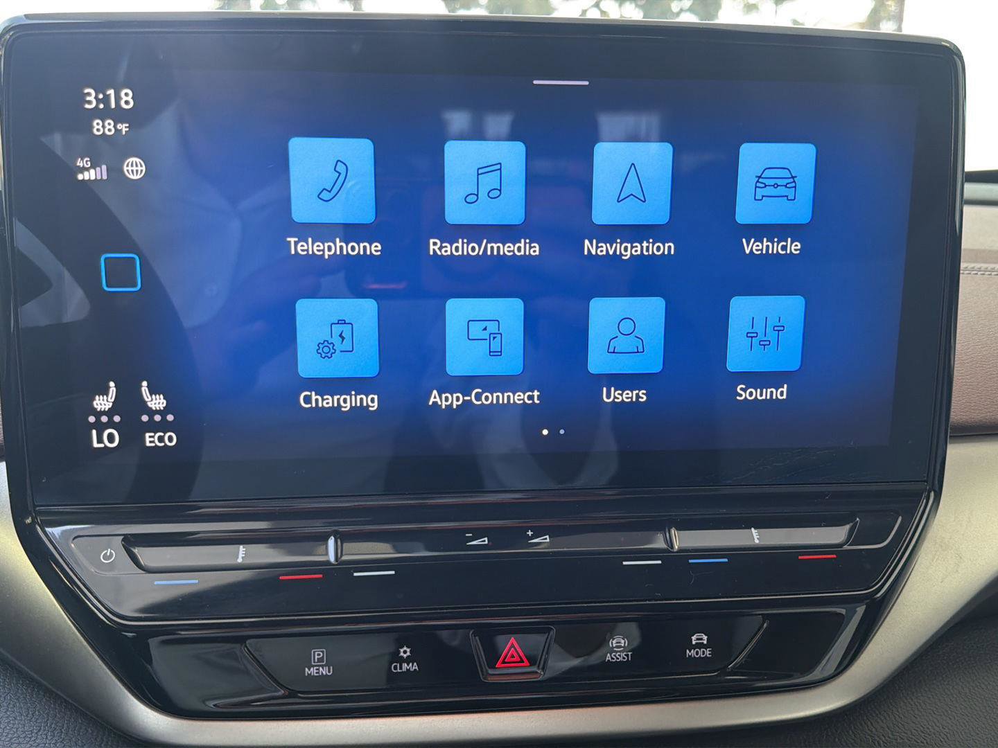 Certified 2023 Volkswagen ID.4 Pro image 19