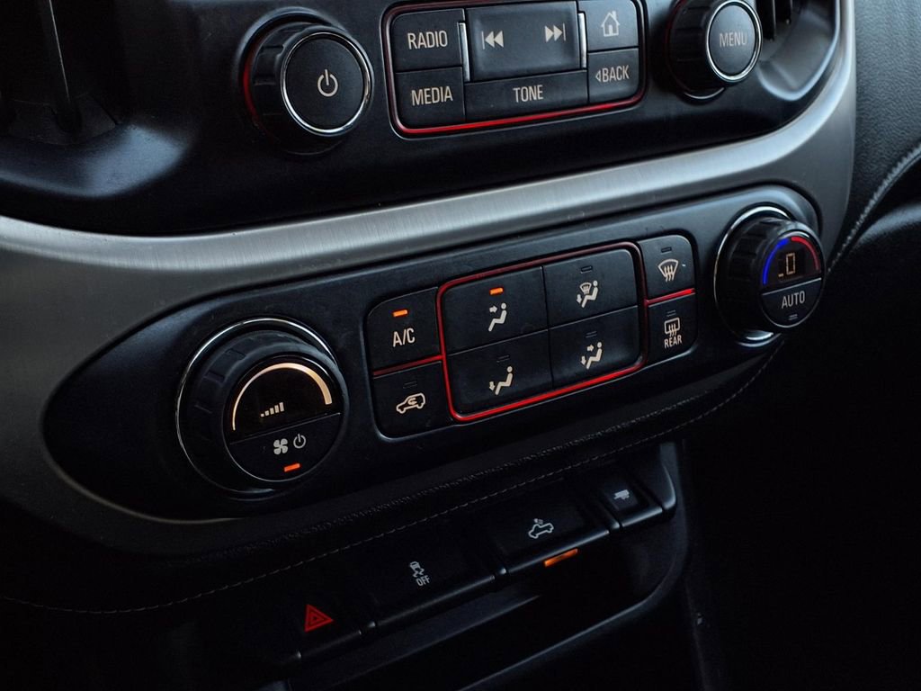 Used 2016 GMC Canyon SLE w/ SLE Convenience Package image 9