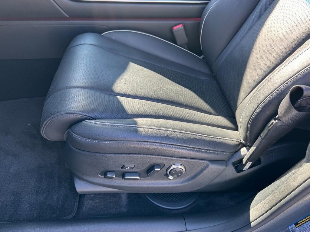Certified 2025 Genesis GV80 3.5T Advanced image 16