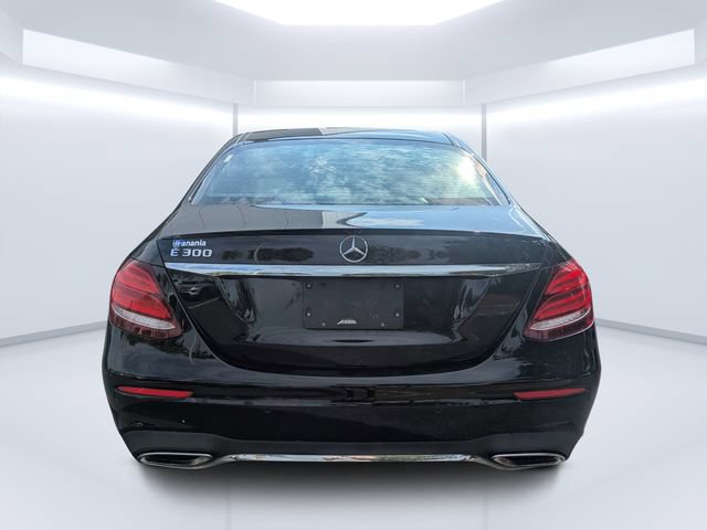 Used 2018 Mercedes-Benz E 300 image 4