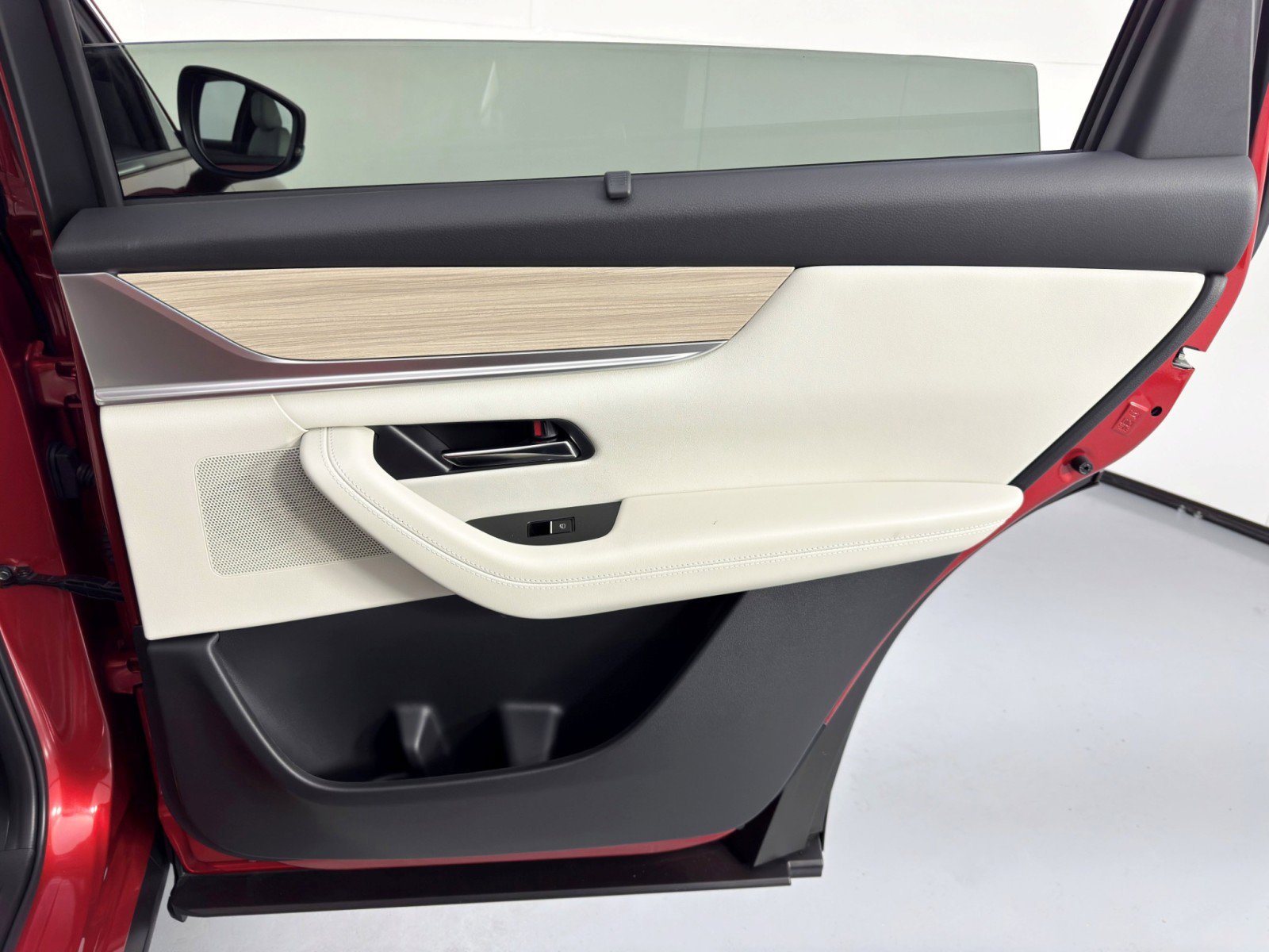 Used 2025 MAZDA CX-90 3.3 Turbo w/ Premium Plus Pkg image 46