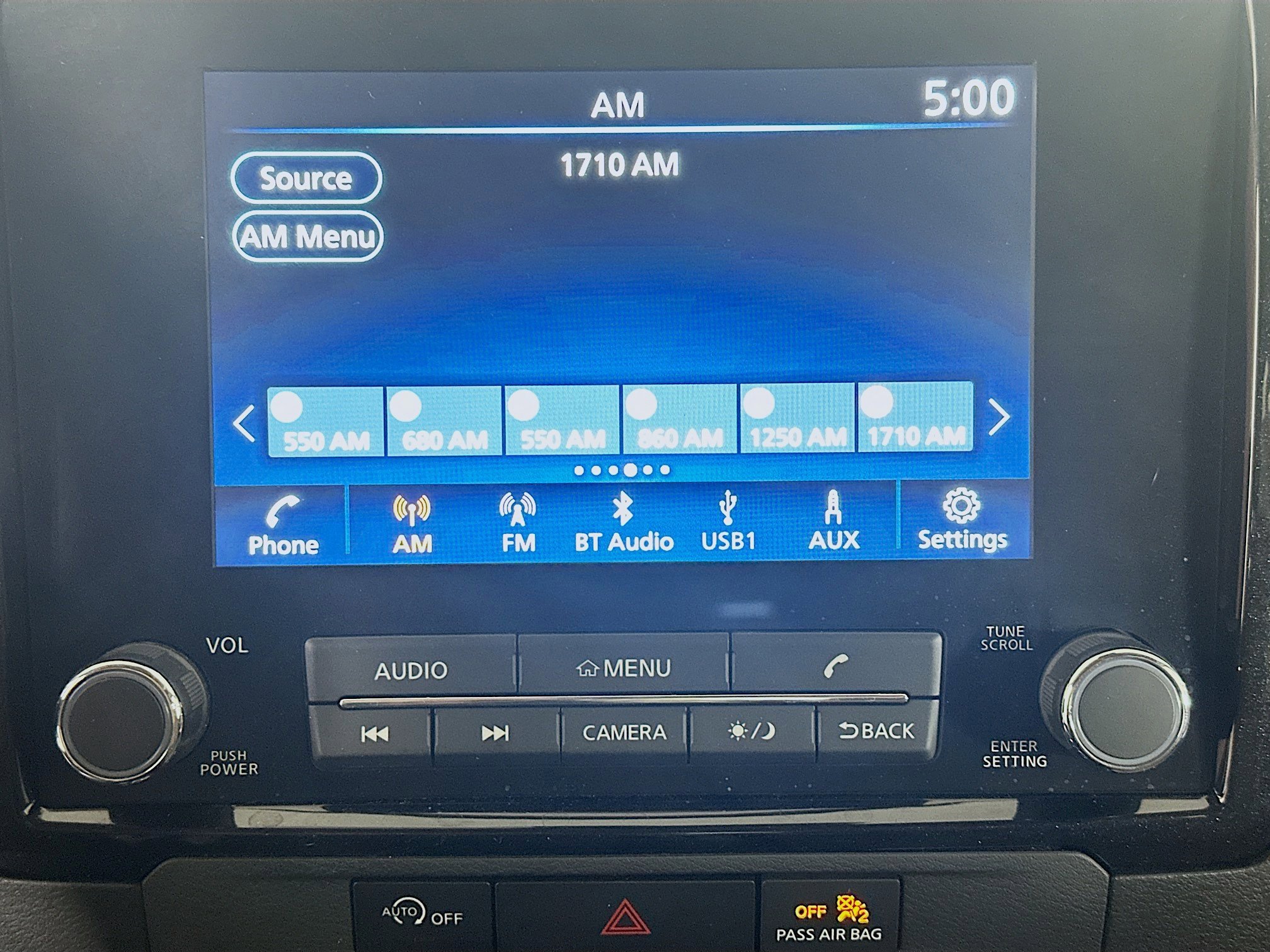 Used 2023 Nissan Frontier SV w/ Technology Package image 21