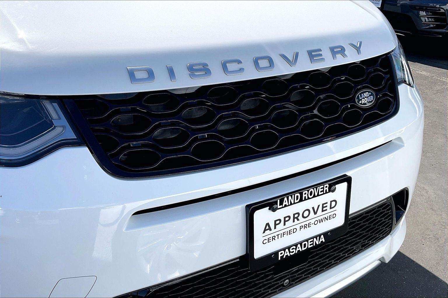 Certified 2025 Land Rover Discovery Sport S AWD/4WD image 31