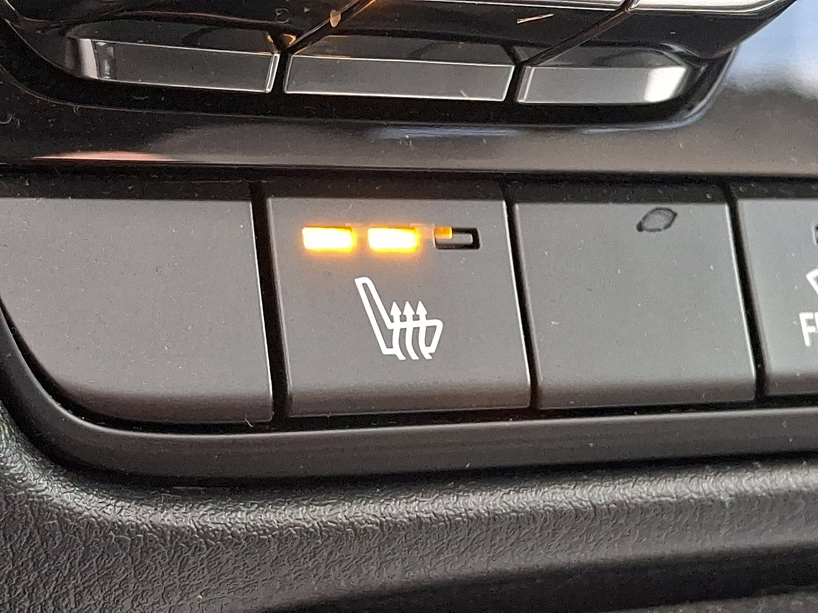 Certified 2024 MAZDA CX-90 Plug-In Hybrid w/ Premium Pkg image 27