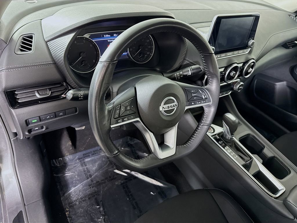 Used 2021 Nissan Sentra SV image 17