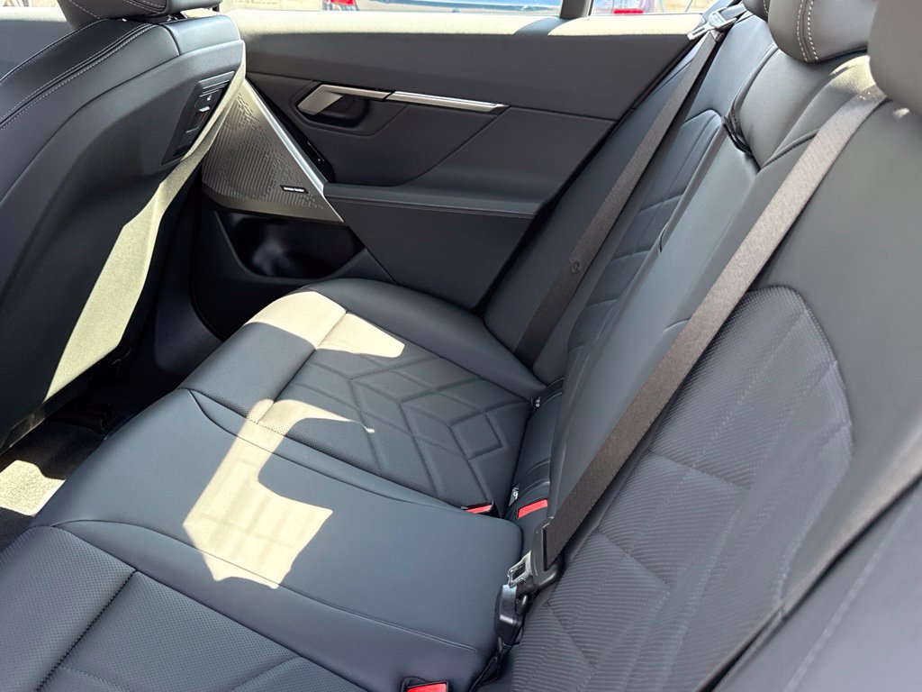 Used 2026 BMW 530i w/ M Sport Package RWD image 33