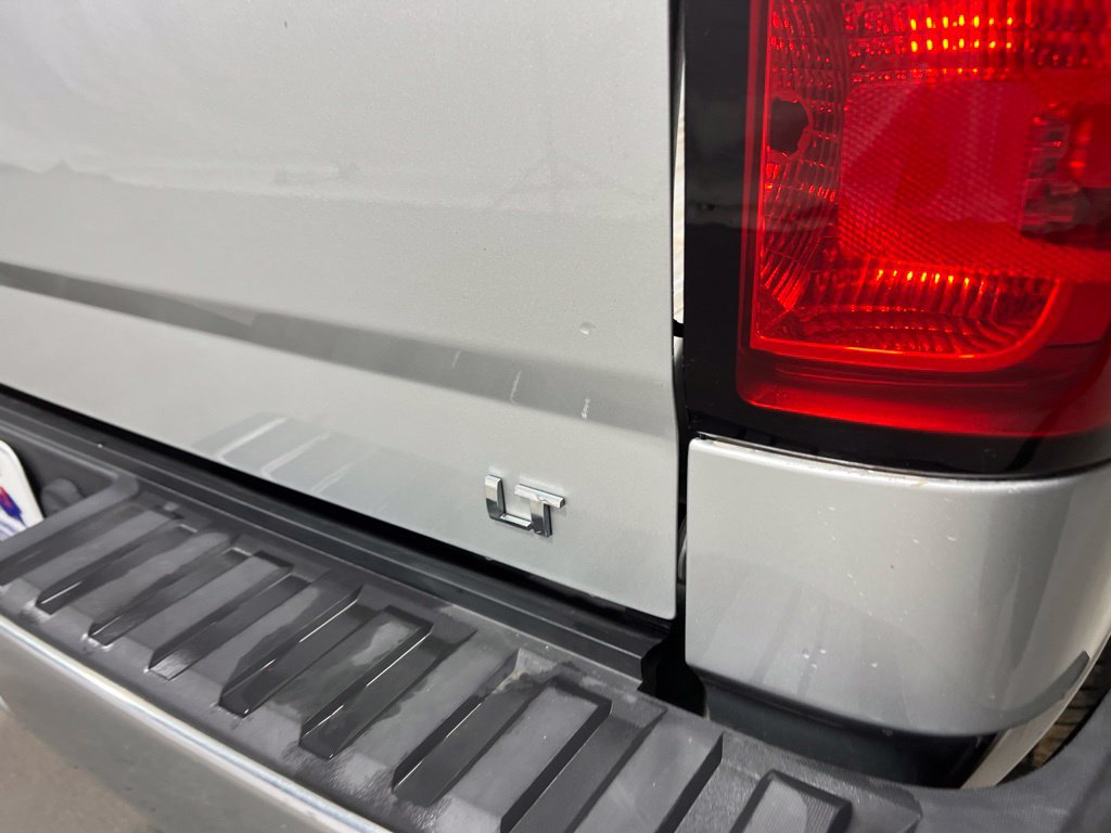 Used 2018 Chevrolet Silverado 1500 LT w/ All Star Edition AWD/4WD image 15