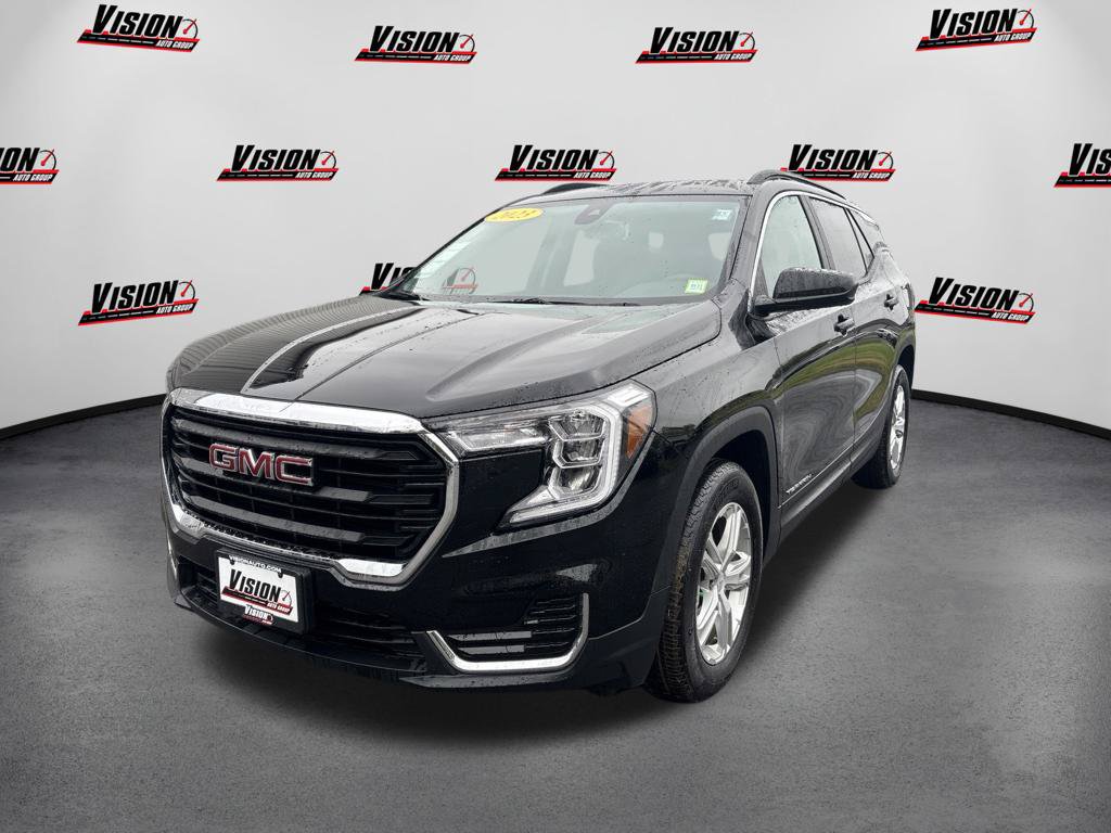 Used 2023 GMC Terrain SLE w/ Driver Convenience Package