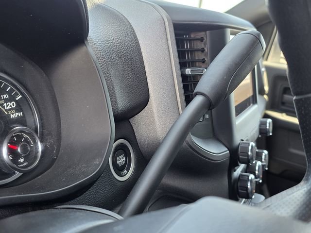 Used 2024 RAM 3500 Tradesman w/ Chrome Appearance Group image 22