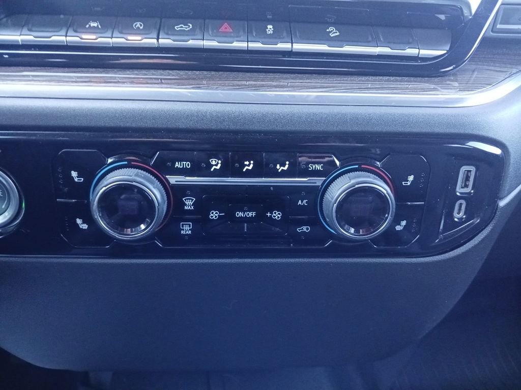 Used 2023 Chevrolet Silverado 1500 RST image 24