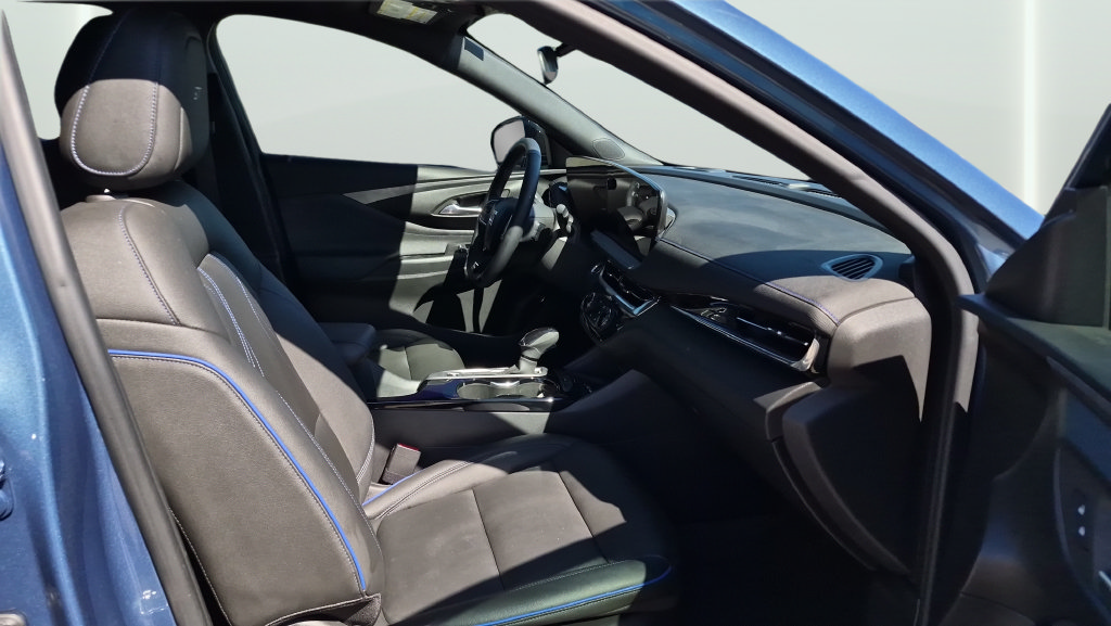 Used 2024 Buick Envista Sport Touring w/ Convenience I Package FWD image 29