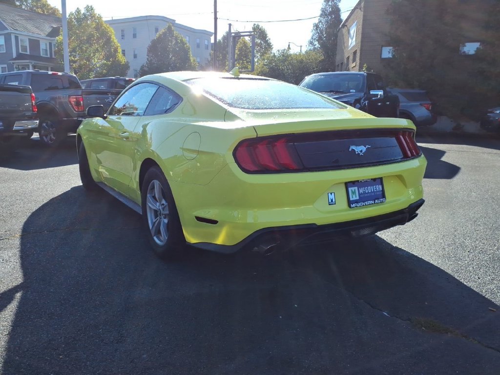 Used 2021 Ford Mustang Coupe RWD image 8