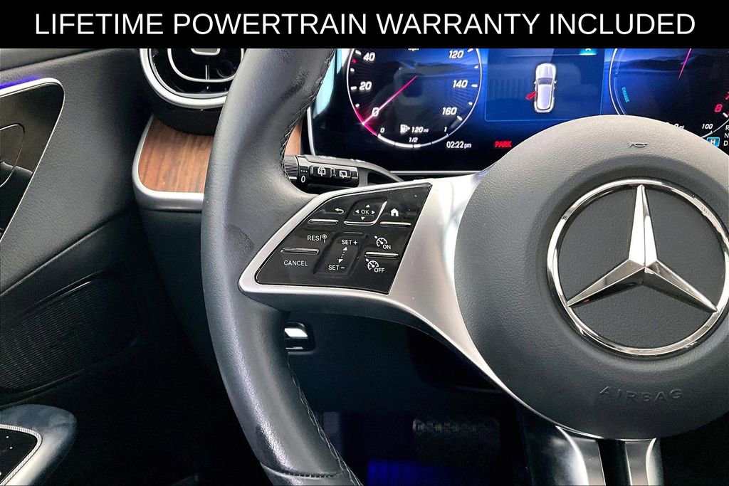 Used 2025 Mercedes-Benz GLC 350e 4MATIC image 25