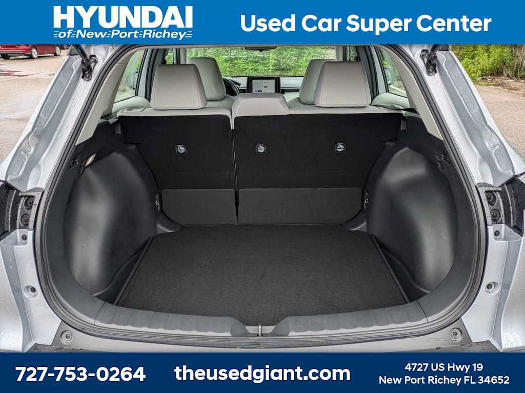 Used 2026 Toyota Corolla Cross L FWD image 12