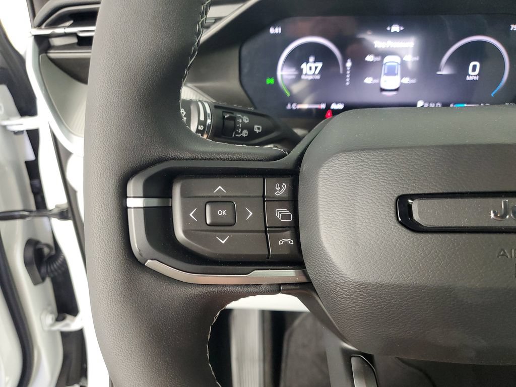 New 2026 Jeep Cherokee Laredo AWD/4WD image 25