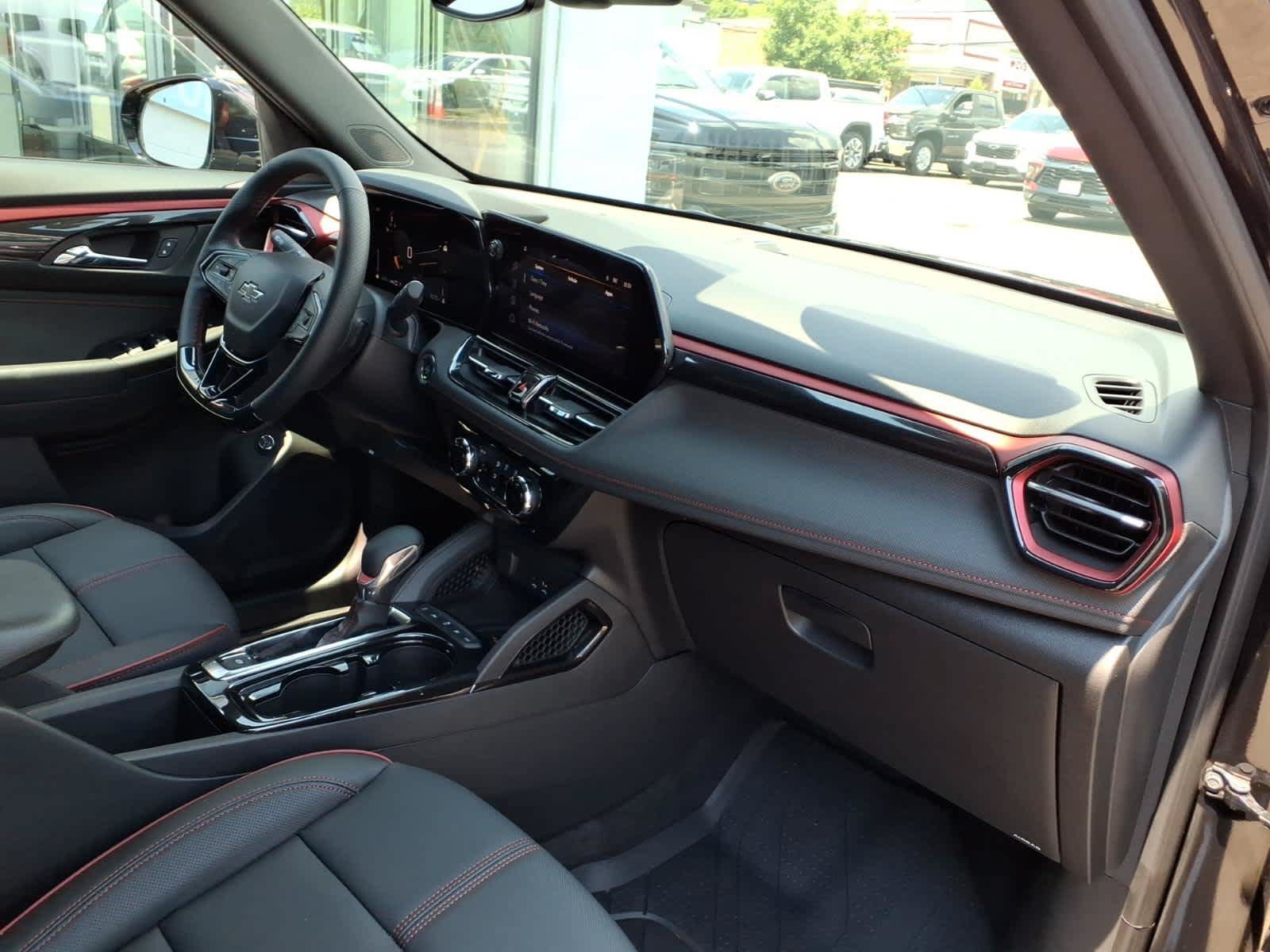 Used 2026 Chevrolet TrailBlazer RS w/ Convenience Package AWD/4WD image 21