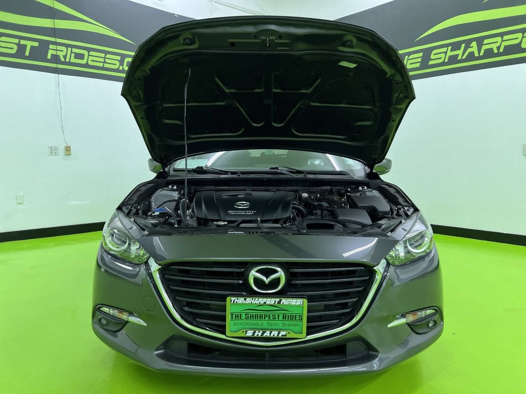 Used 2017 MAZDA MAZDA3 Grand Touring FWD image 4