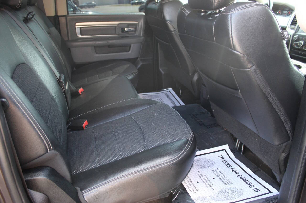 Used 2017 RAM 1500 Lone Star AWD/4WD image 11