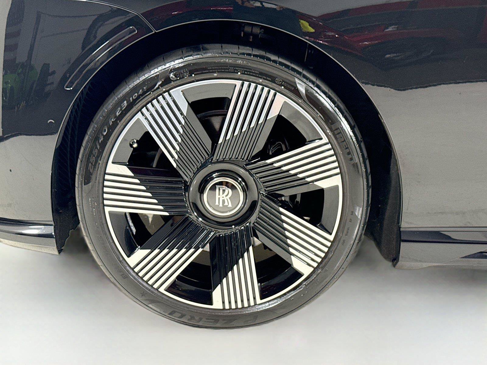 Used 2024 Rolls-Royce Spectre w/ Spectre Launch Package AWD/4WD image 38