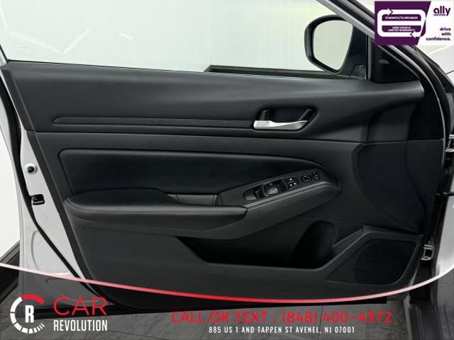 Used 2024 Nissan Altima 2.5 SV image 39