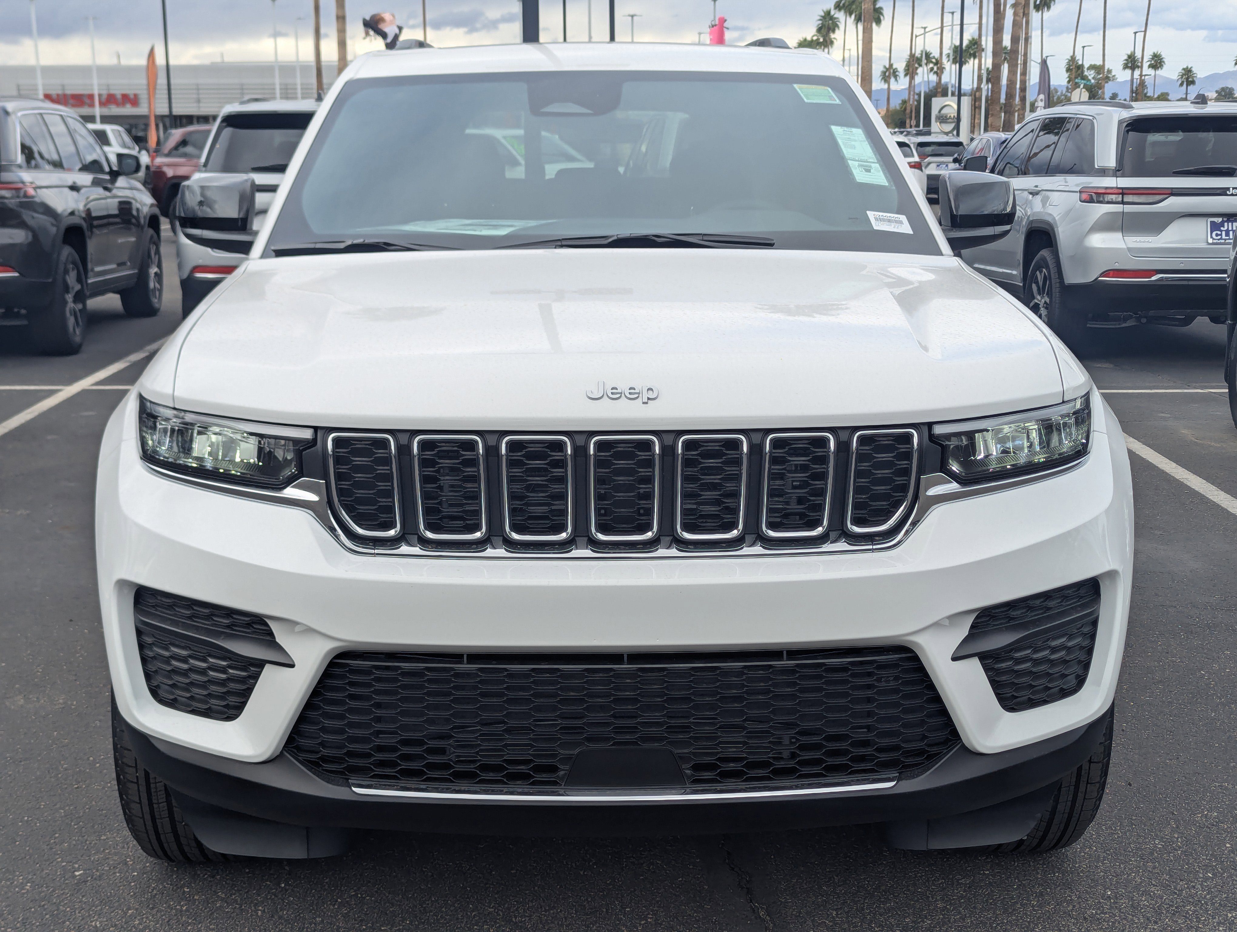 New 2025 Jeep Grand Cherokee Laredo X w/ Trailer Tow Package image 6