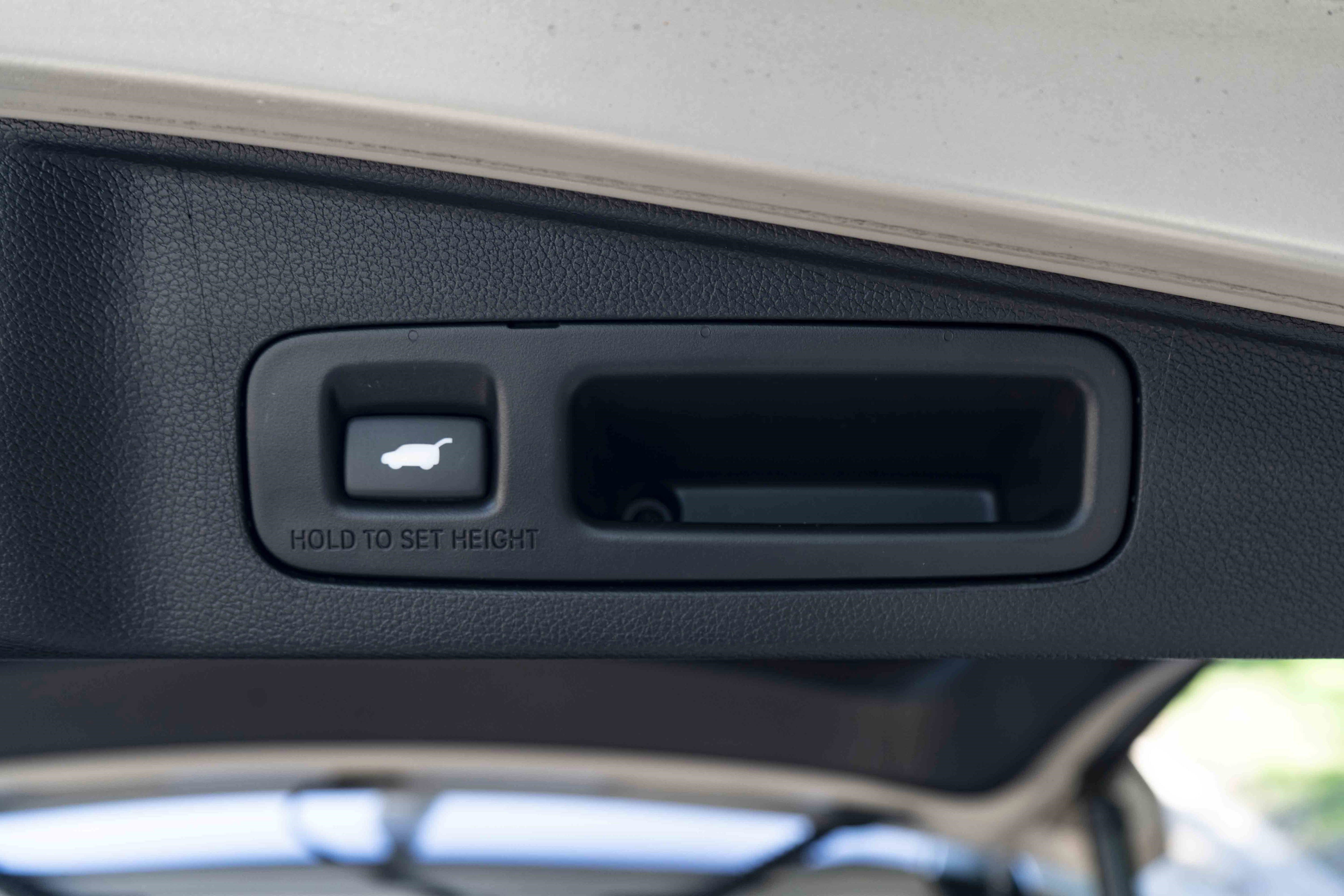 Used 2019 Honda CR-V Touring image 44