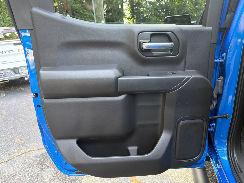 Used 2025 Chevrolet Silverado 1500 Custom RWD image 21