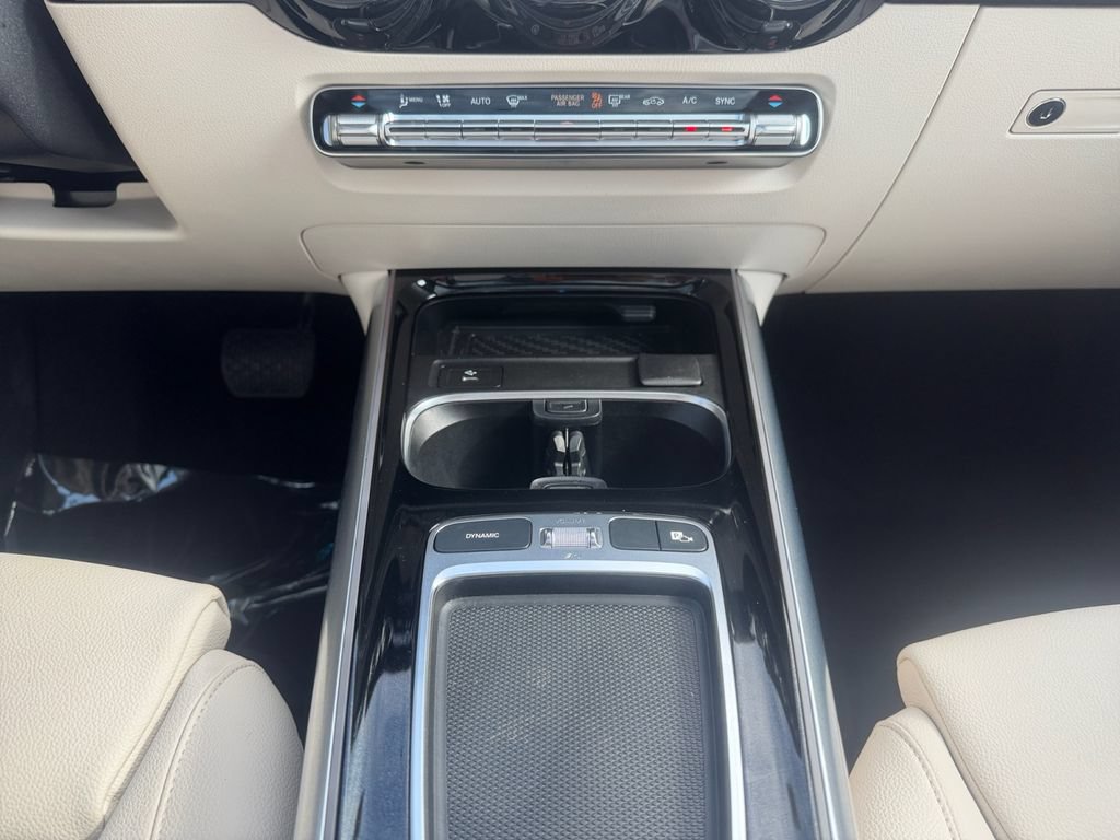 Certified 2025 Mercedes-Benz GLA 250 image 11