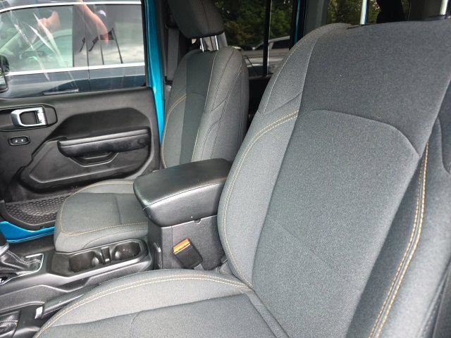 Used 2024 Jeep Wrangler Unlimited AWD/4WD image 16