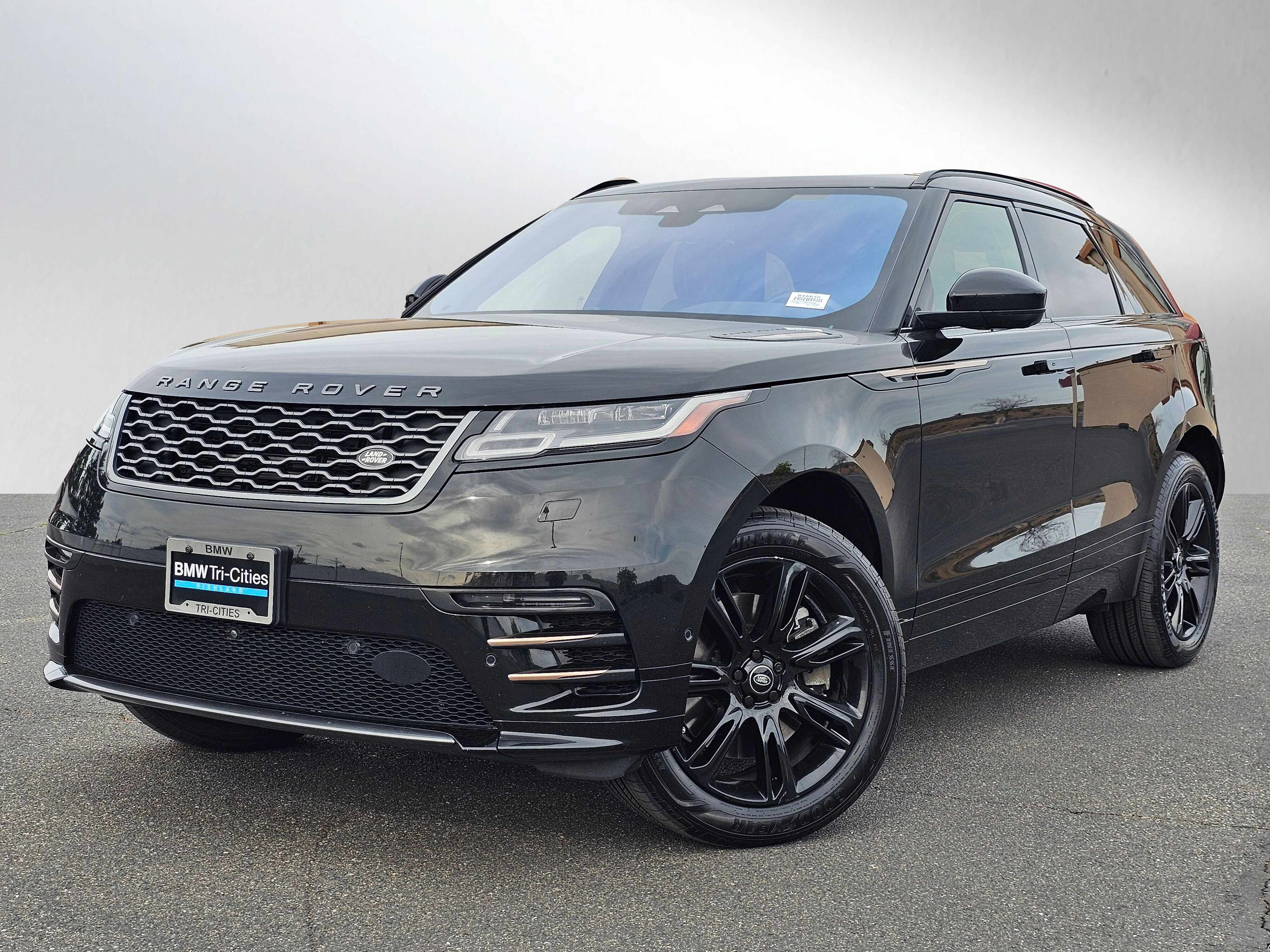 Used 2021 Land Rover Range Rover Velar R-Dynamic S