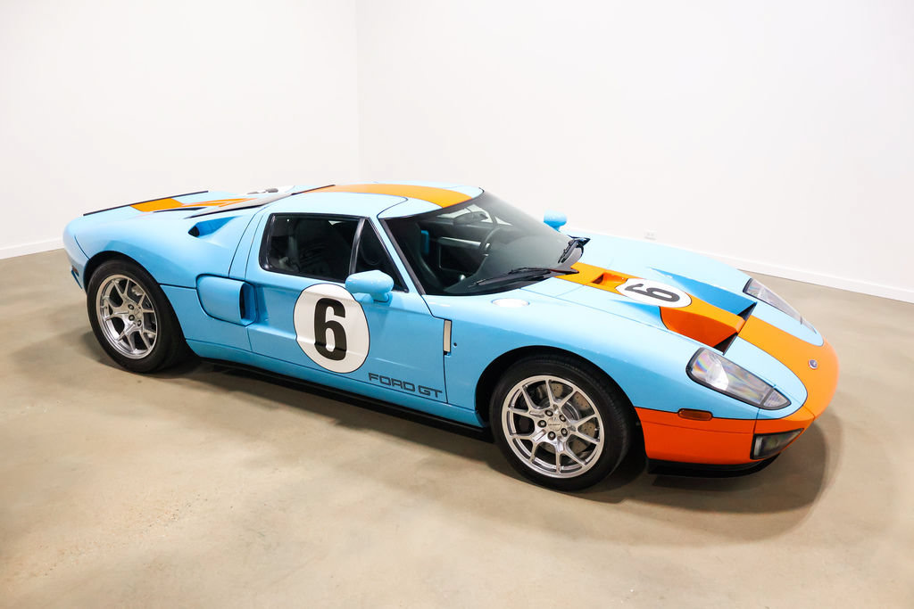 Used 2006 Ford GT RWD image 70