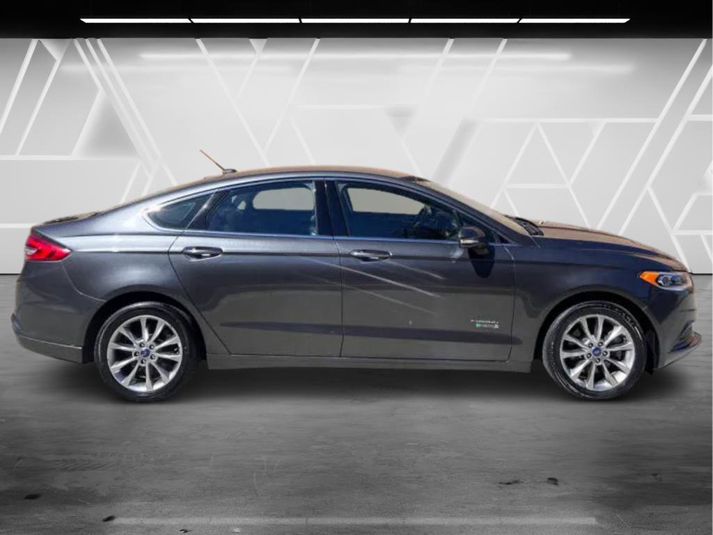 Used 2018 Ford Fusion Energi SE image 7